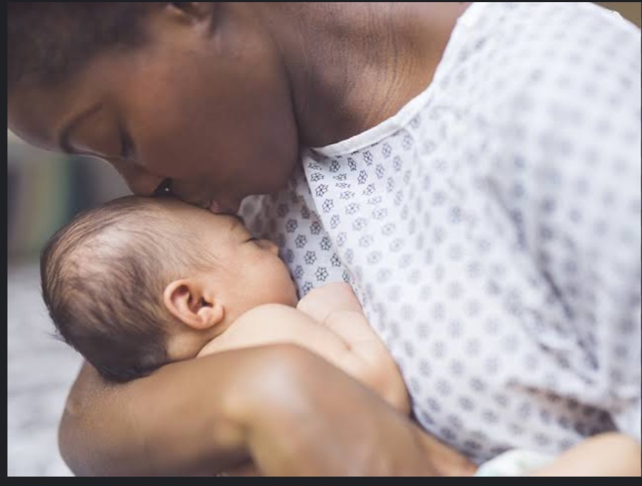 Postpartum Care: Tips on Physical Recovery, Postpartum Depression & Breastfeeding 